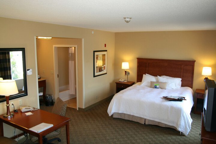 Room 22 of 39