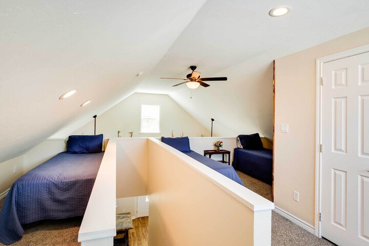 Lake Fork Vacation Rental With Fire Pit!