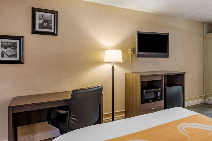 Room 21 of 45