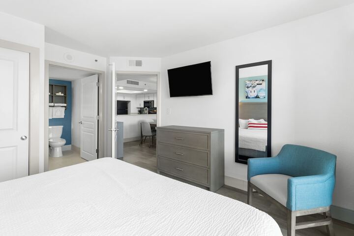 Room 180 of 273