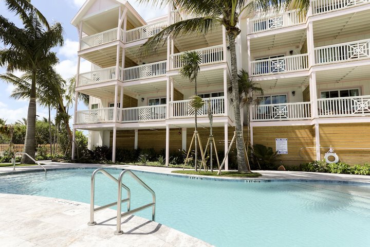 Hotel 4 of 66