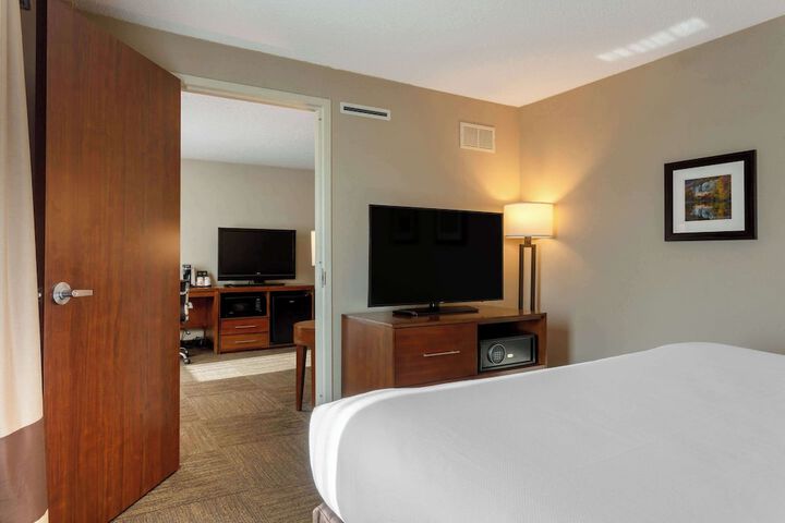 Room 18 of 36