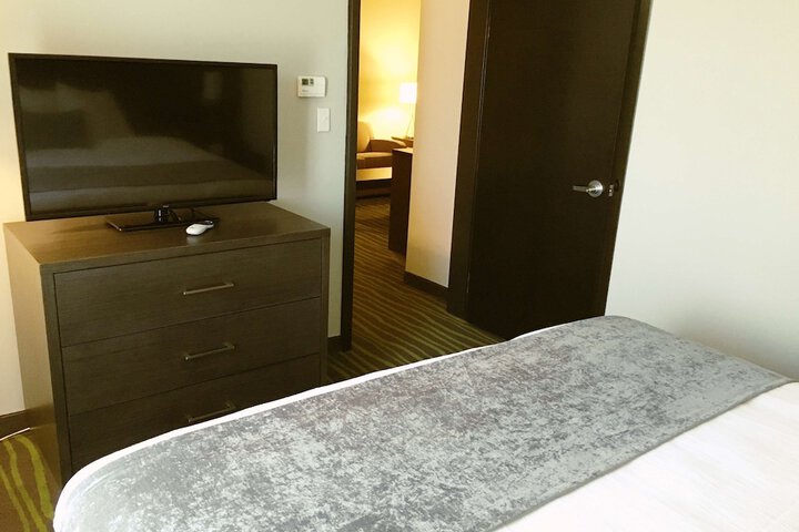 Room 36 of 84