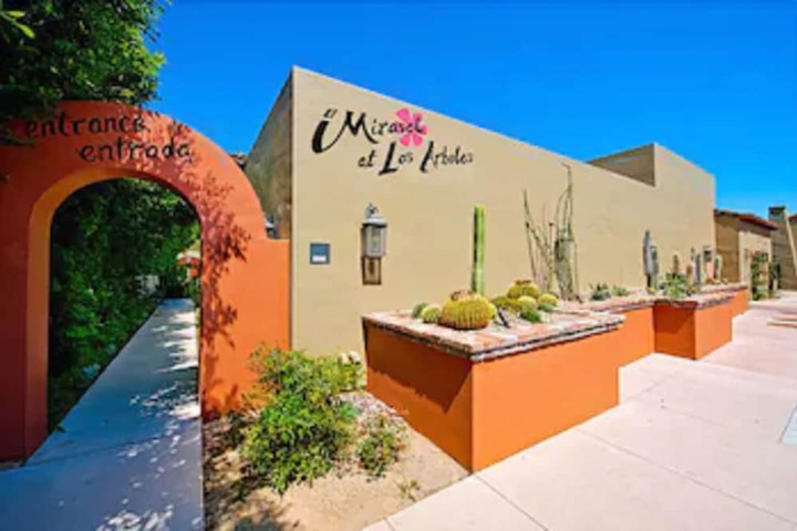 Hotel 5 of 57