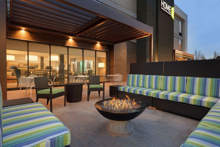 Terrace/Patio 24 of 25