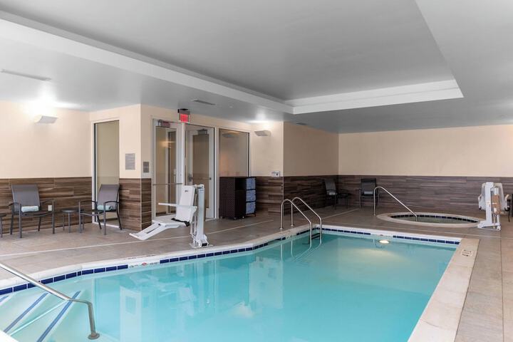 Pool 4 of 25