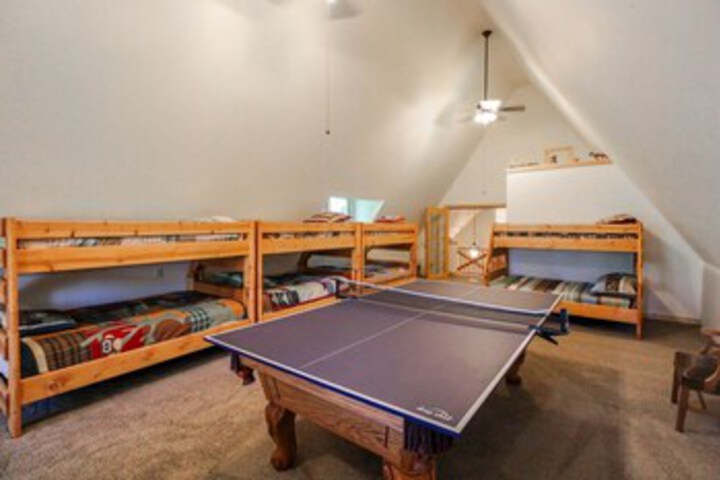 Hereford Cabin 693 - Five Bedroom Home