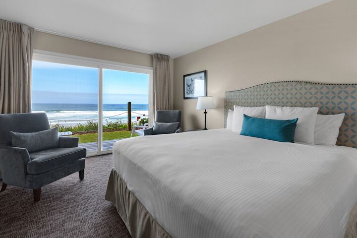 Pelican Shores Inn