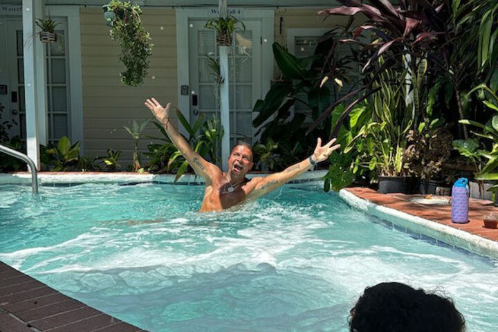 Pool 24 of 111