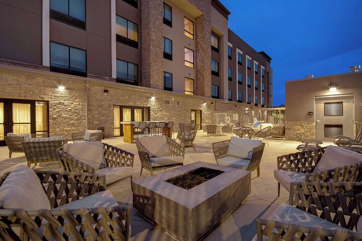 Terrace/Patio 39 of 40