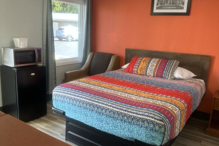 Room 20 of 25
