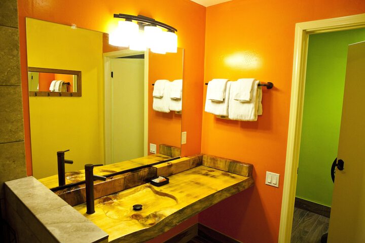 Room 25 of 54