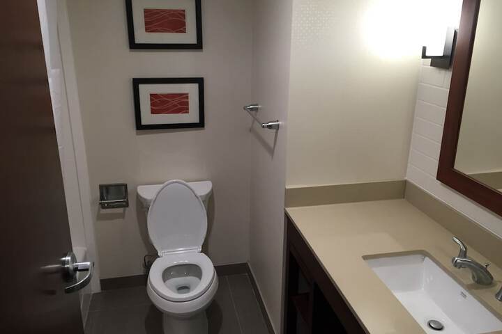 Room 15 of 39