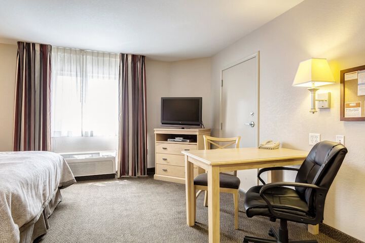 Room 42 of 79