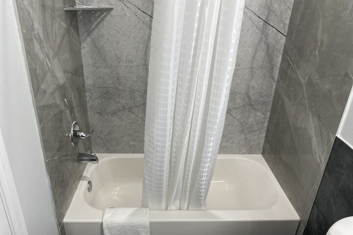 Room 19 of 23