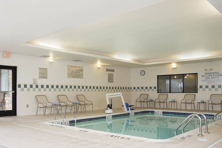 Pool 4 of 34
