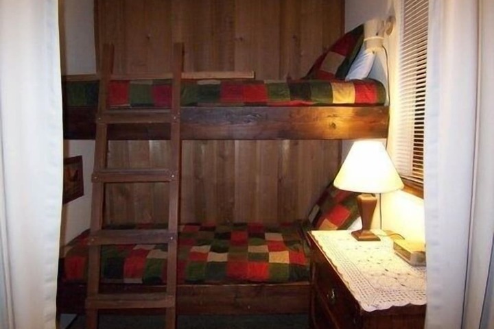 Room 13 of 41