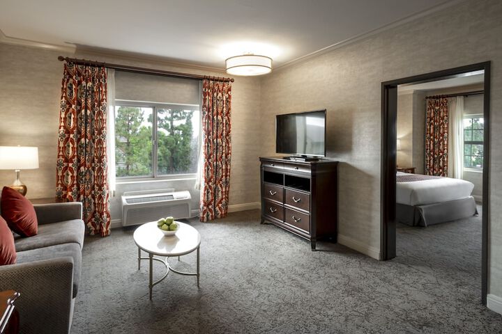 Ayres Hotel Costa Mesa / Newport Beach