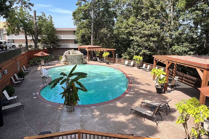 Pool 4 of 45
