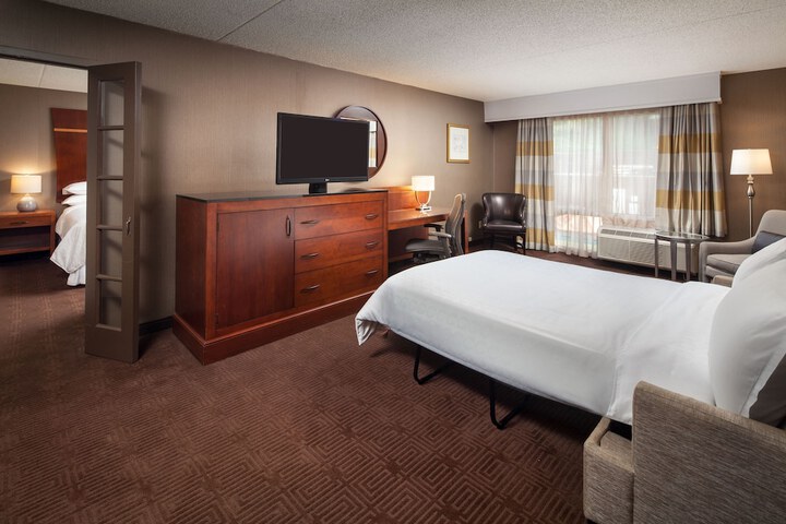 Room 16 of 44