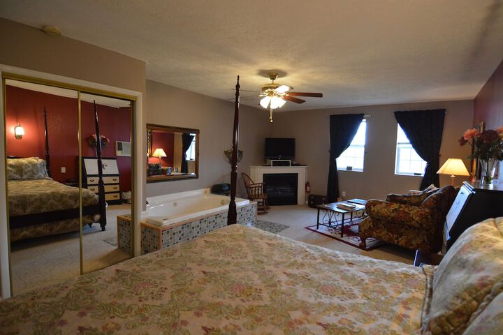 Room 9 of 20