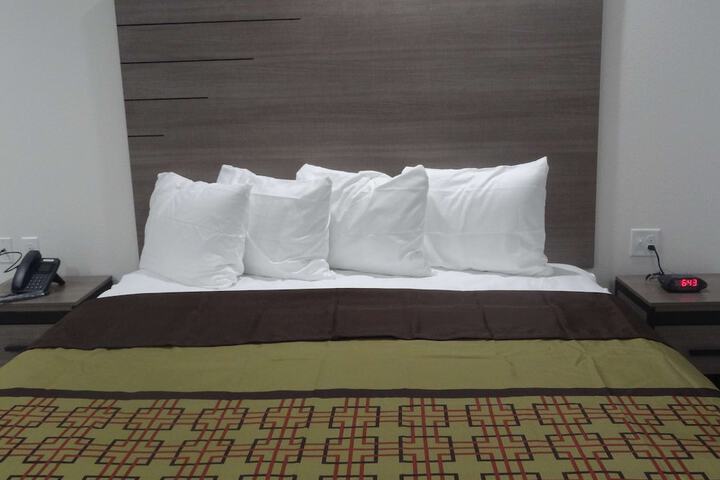 Room 13 of 41