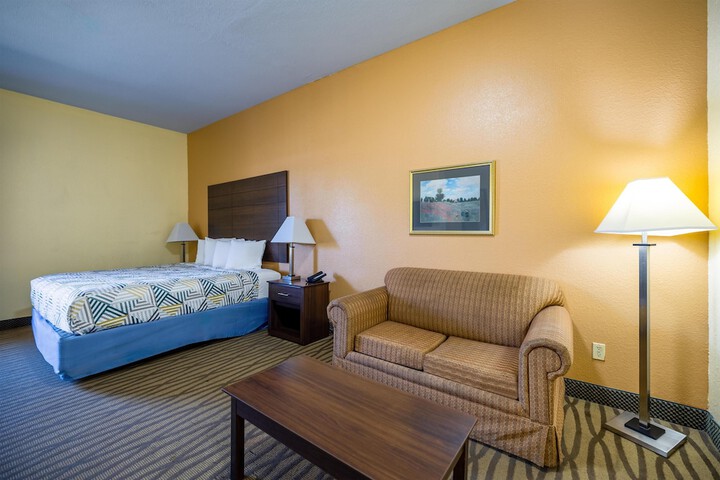 Studio 6 Suites – Pasadena TX