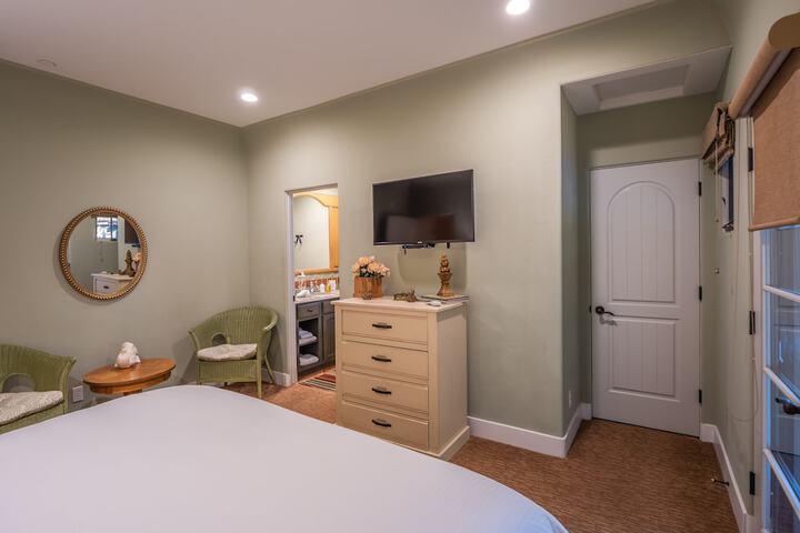 Room 63 of 79