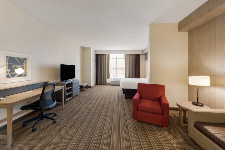 Country Inn & Suites by Radisson Findlay, OH