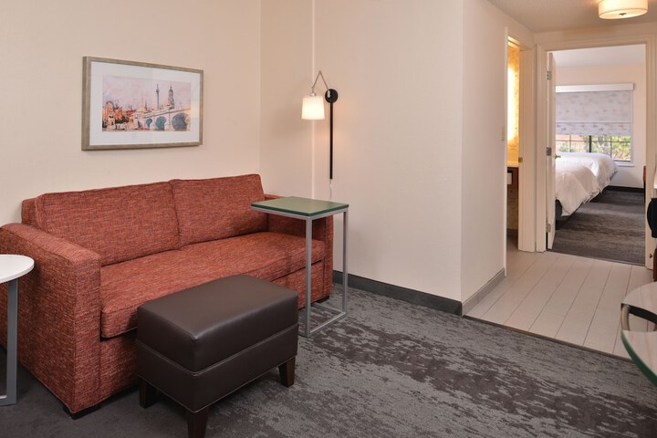 Room 18 of 41