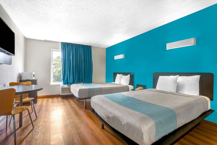 Motel 6 Raleigh NC - North