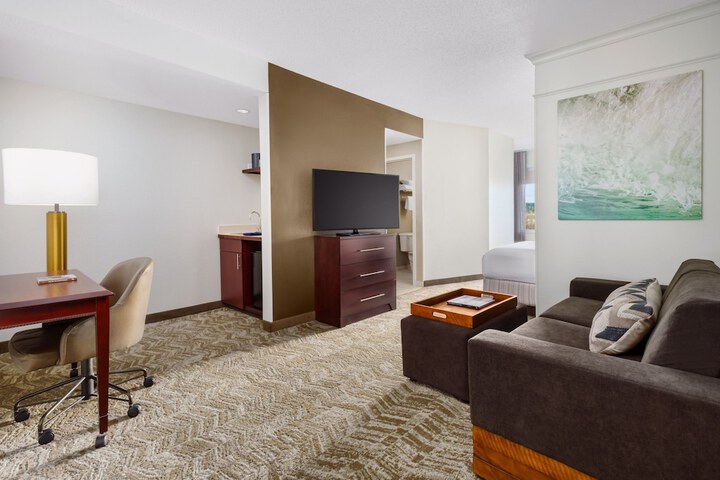 SpringHill Suites by Marriott Manchester-Boston Regional Airport