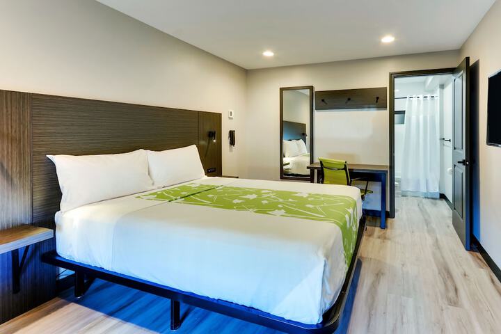 Room 19 of 24
