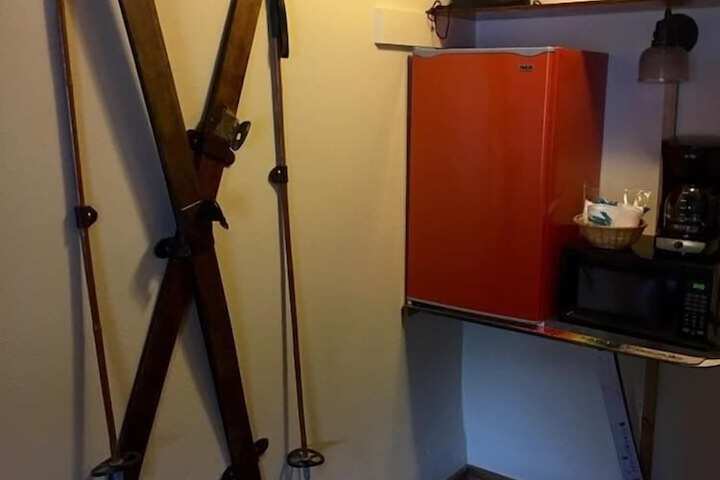 Room 12 of 63