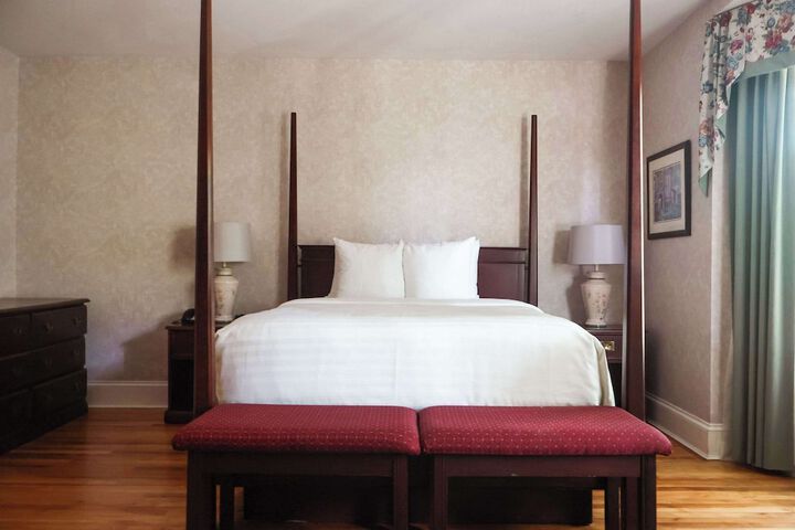 Room 38 of 50