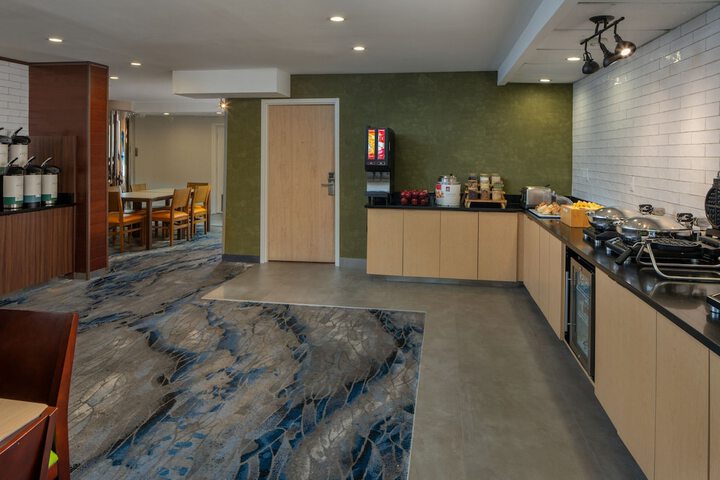 Fairfield Inn & Suites by Marriott Ft. Myers / Cape Coral