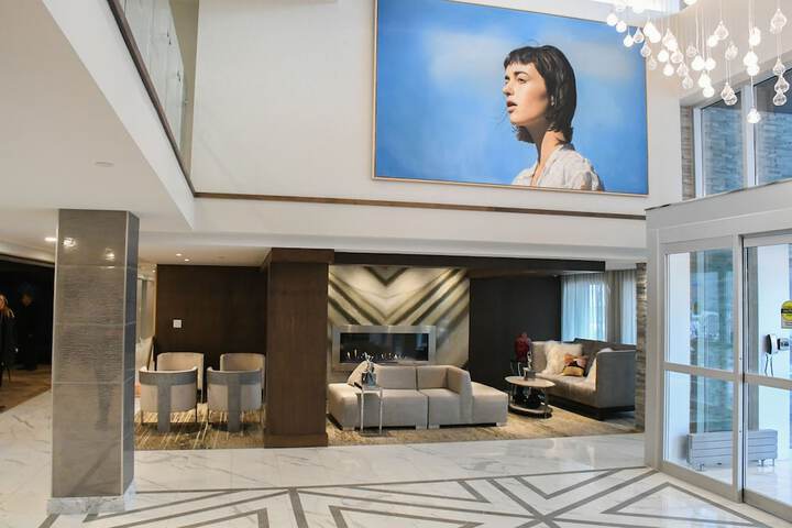 Hotel Interior 16 of 101