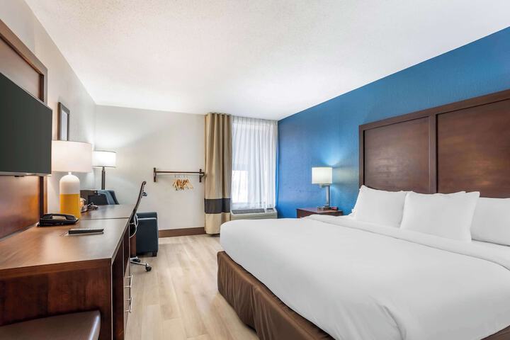 Comfort Inn Charlotte Airport Uptown