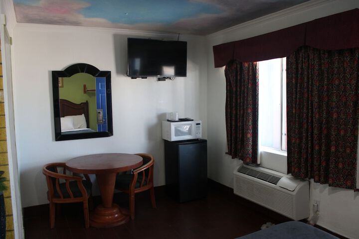 Room 59 of 69