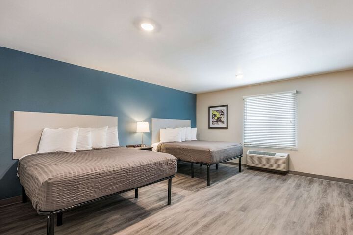 WoodSpring Suites Linden