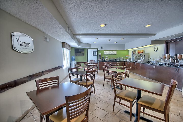 Sleep Inn & Suites Cross Lanes - South Charleston