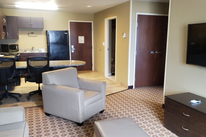 Microtel Inn & Suites by Wyndham Pecos