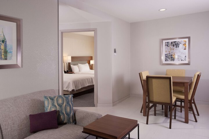 Room 19 of 48