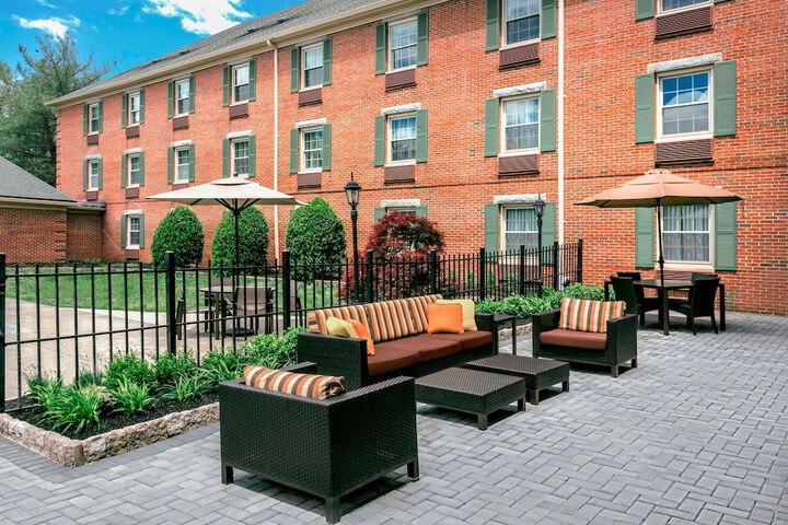 Terrace/Patio 22 of 24