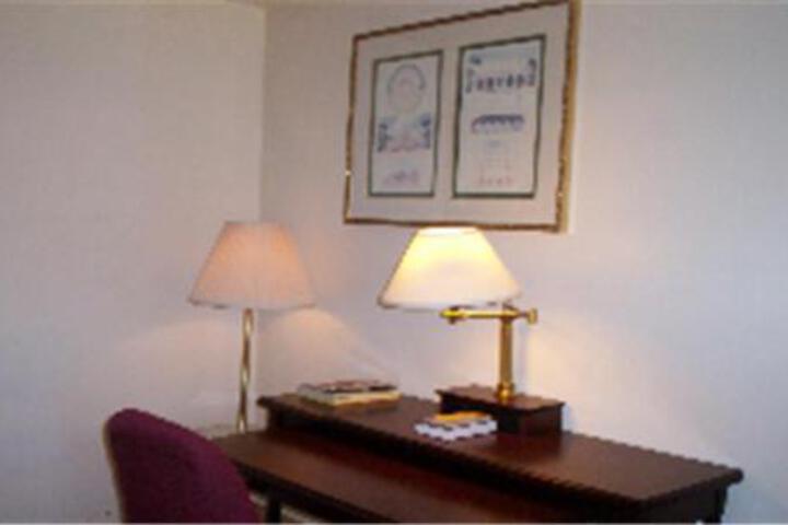 Somerville Inn and Suites