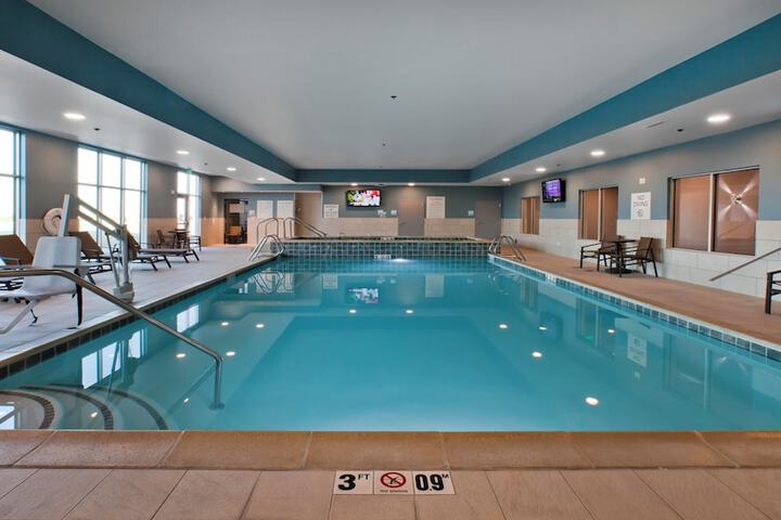 Pool 20 of 100