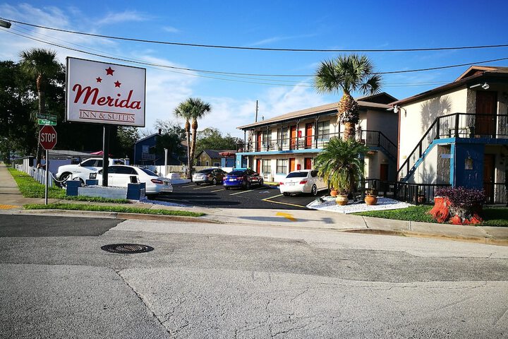 Merida Inn and Suites