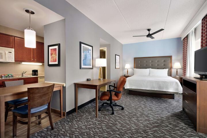 Room 21 of 31