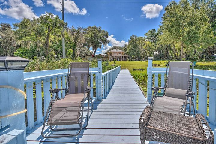 Historic Crescent City Studio - Lakefront w / Dock!
