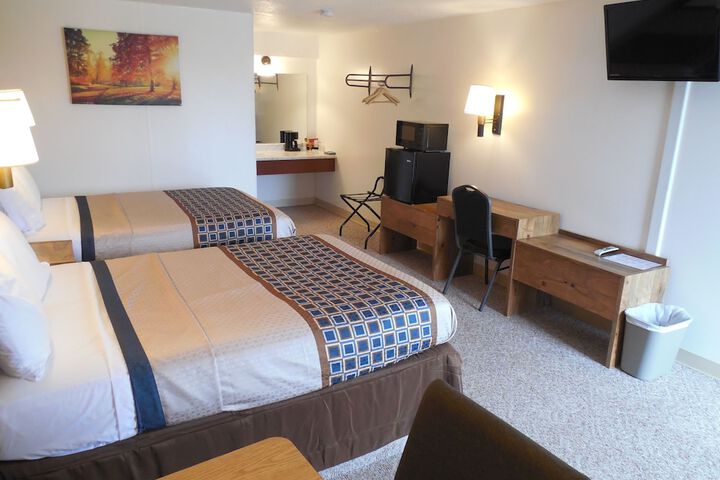 Room 8 of 54